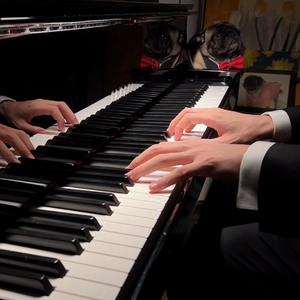 夫妻参加蒙面舞会的电影叫什么
